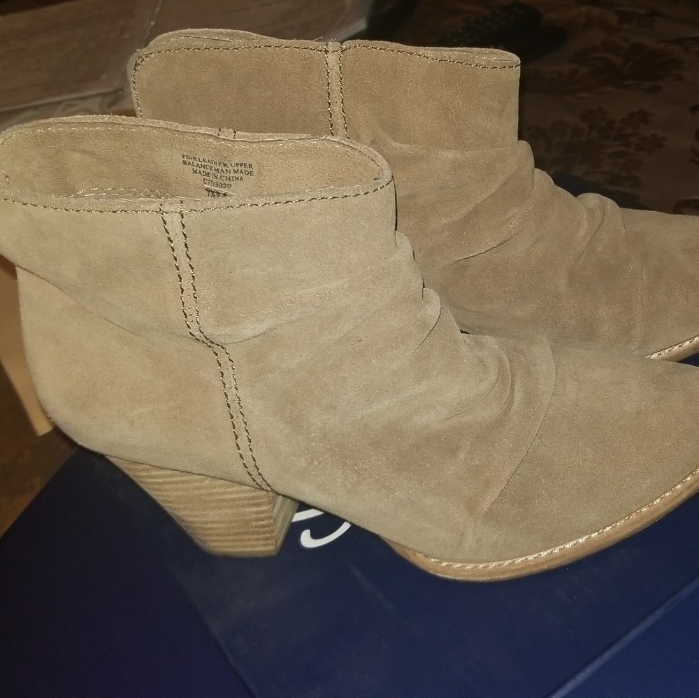 Splendid Rodeo ankle bootie (Latte)